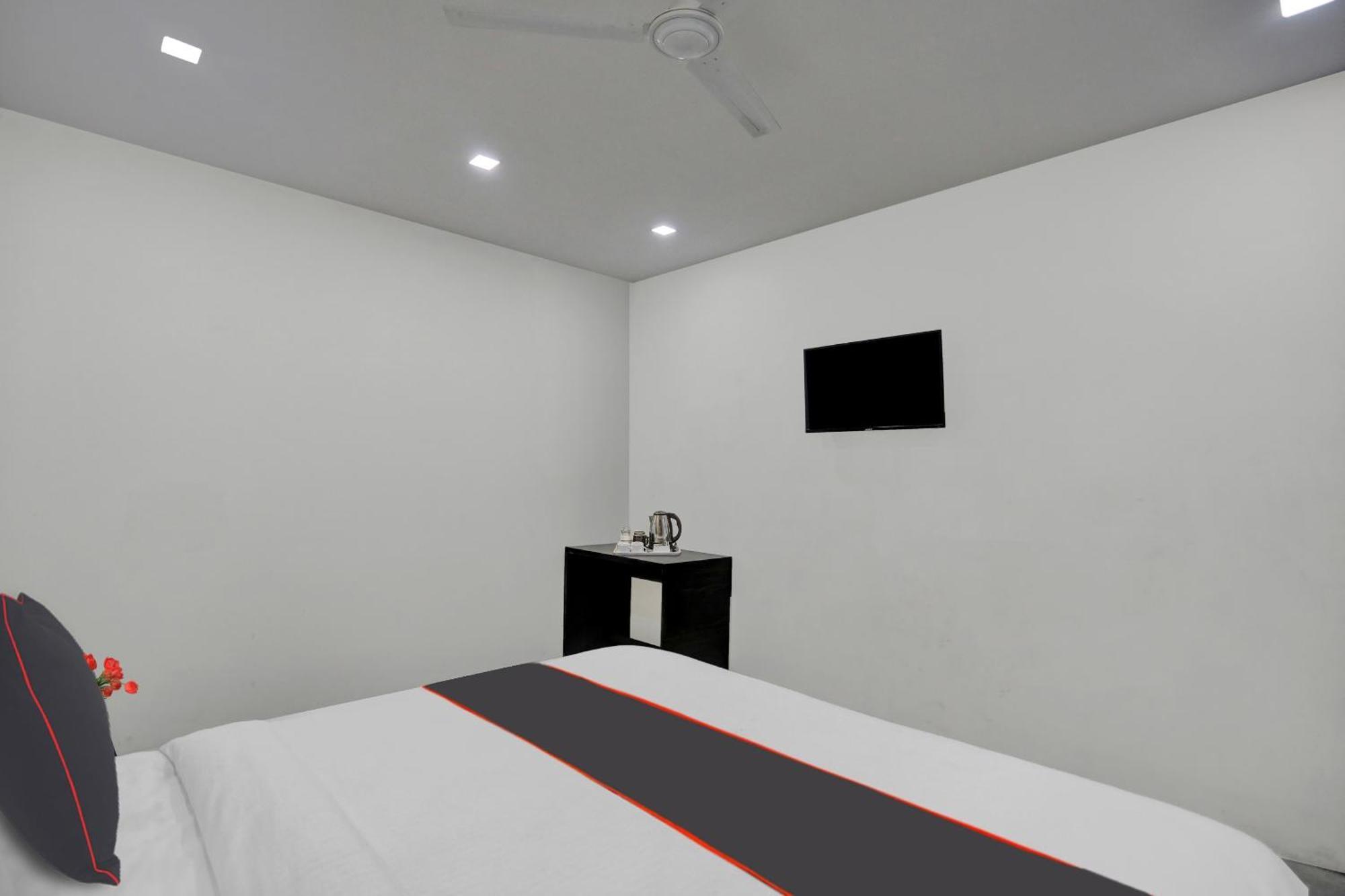 Super Townhouse The Arrow Near Lotus Temple Hotel Nova Deli Exterior foto