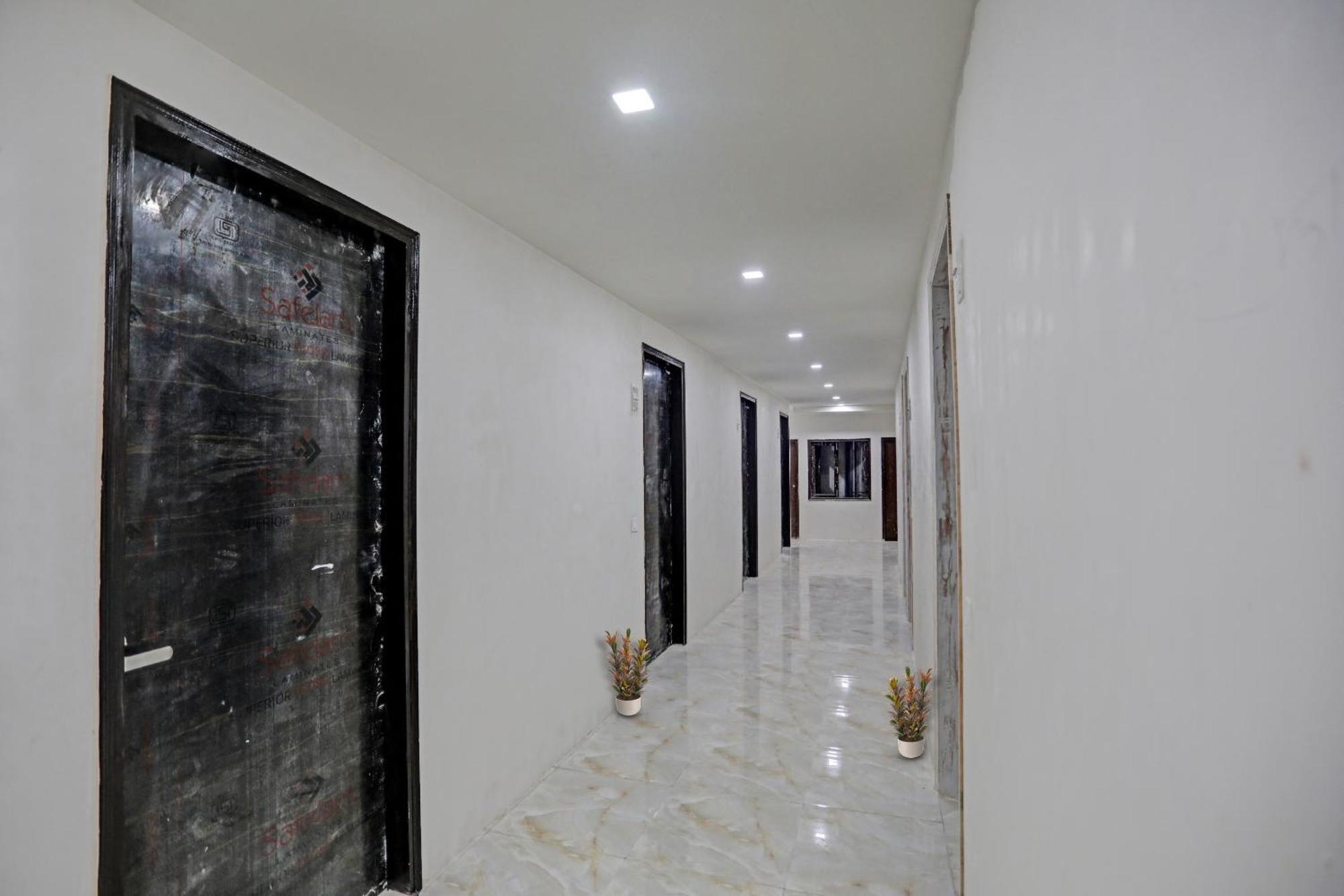 Super Townhouse The Arrow Near Lotus Temple Hotel Nova Deli Exterior foto
